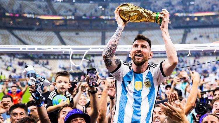 ‘Why not?’ – Lionel Messi’s Barcelona “last dance” dream still alive